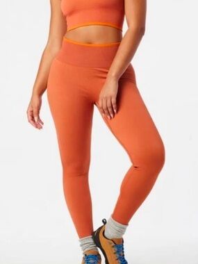 Outdoor Voices Seamless Ribbed 7/8 Length High Rise Rusty Orange Leggings EUC S